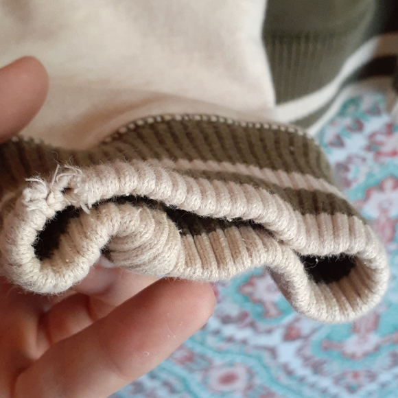 Distressed Hawks Jacket, Size M - Picture 4 of 8